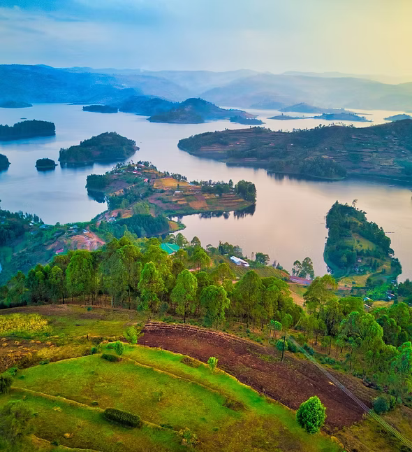 lake bunyonyi
