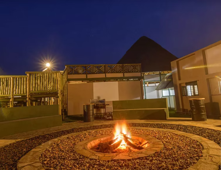 tilenga safari lodge 9