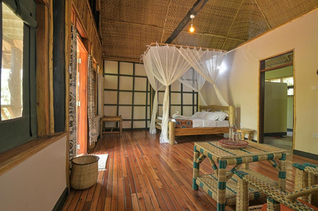 photo enshama game lodge and campsite katunguru 4